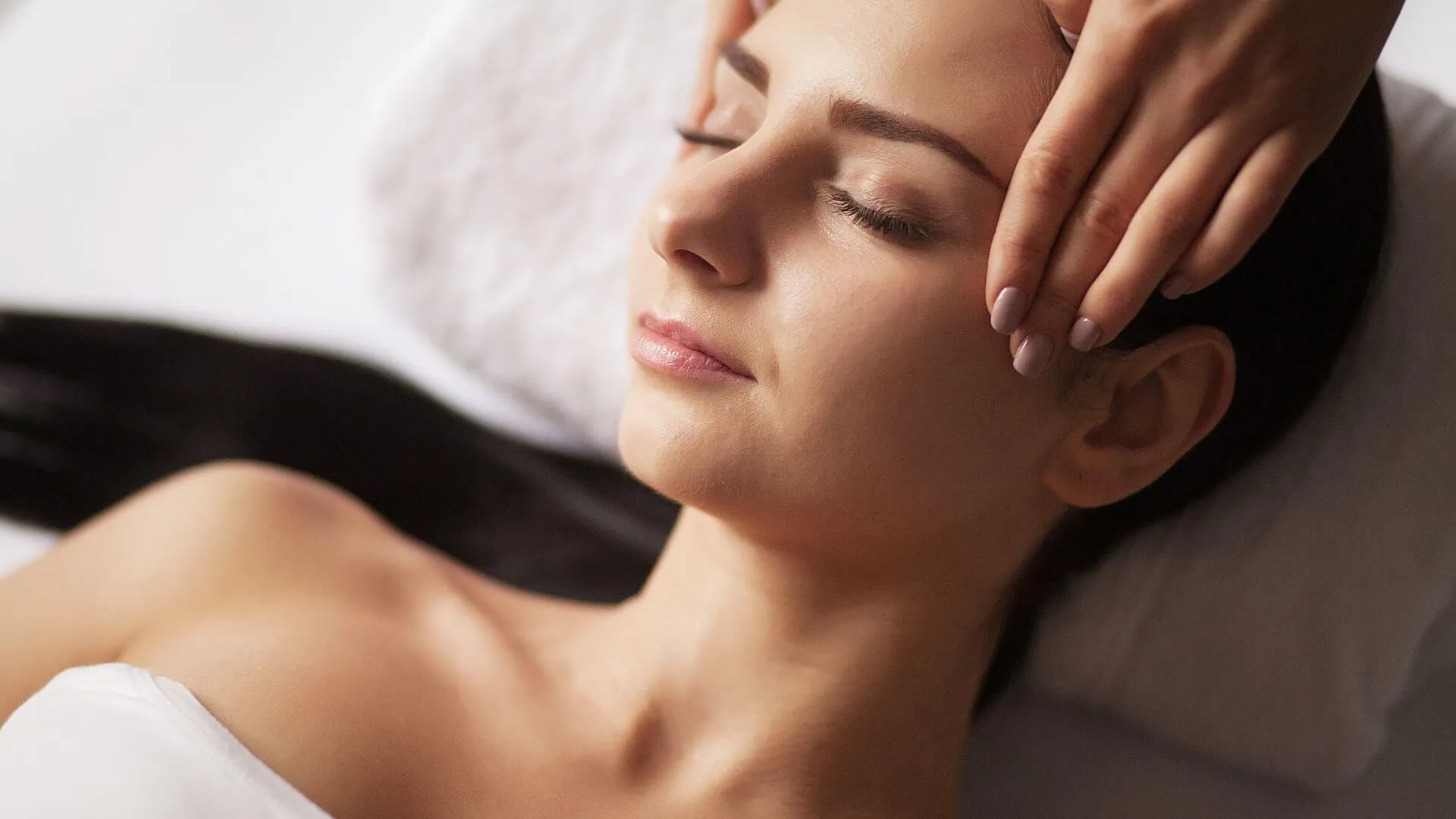 How Facials Can Improve Blood Circulation and Promote Healthy Skin