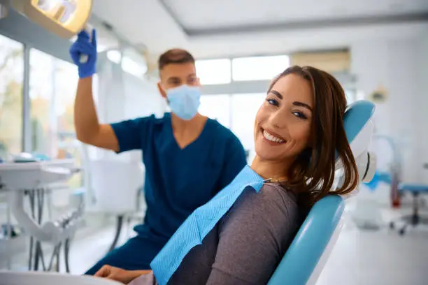How to Handle a Toothache: When to Use Home Remedies vs. When to See a Dentist