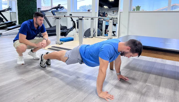 How Orthopedic Walk-in Clinics Cater to the Needs of Athletes