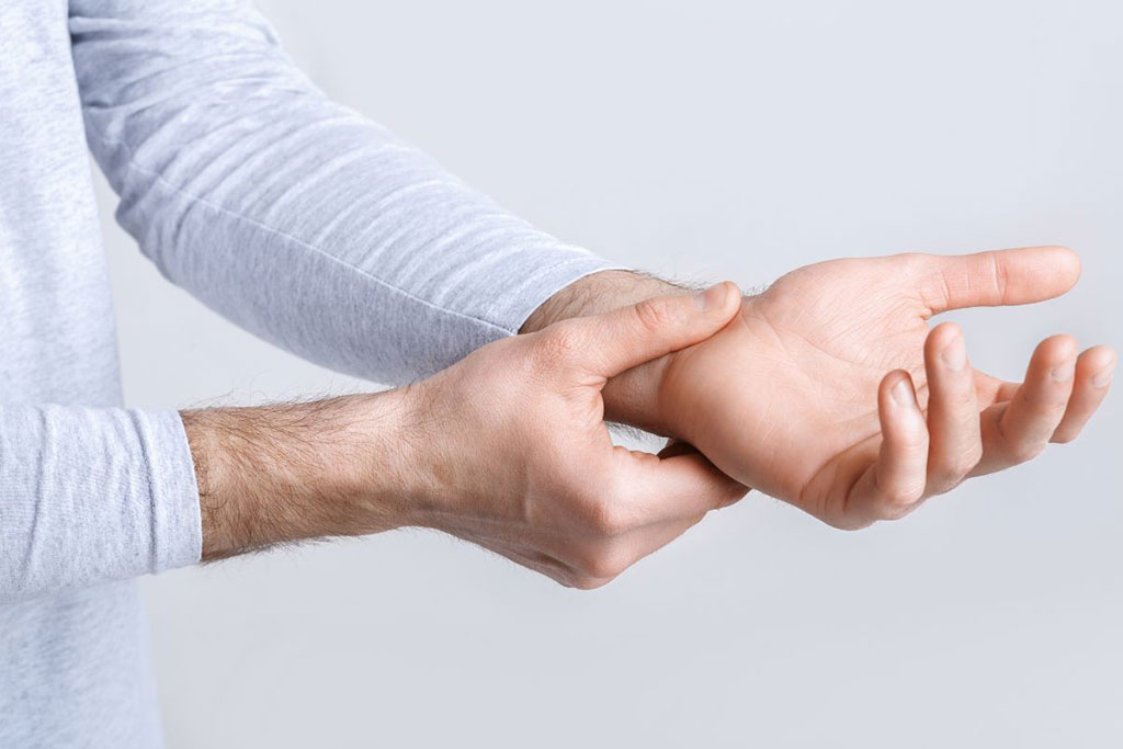 Recent Advances in Treatment Options for Carpal Tunnel Syndrome